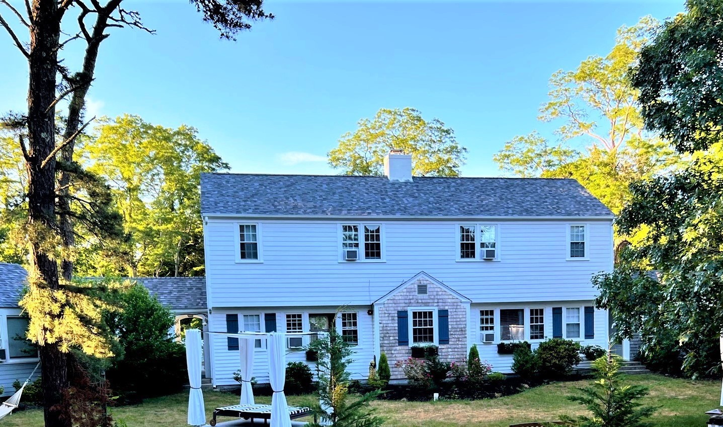 Massachusetts bed and breakfast inn for sale - The Seagrove (Cape Cod)