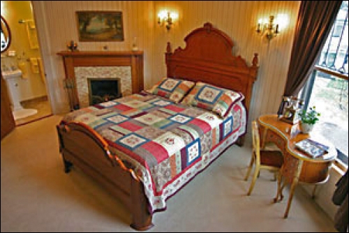 Lamplighter Bed and Breakfast