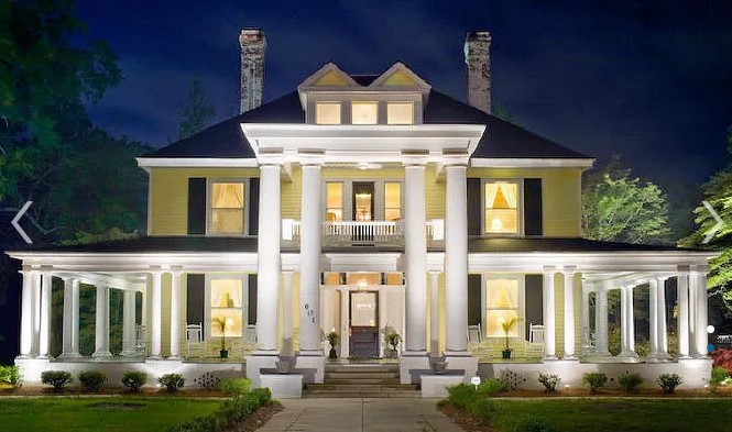 South-Carolina bed and breakfast inn for sale - The Columns