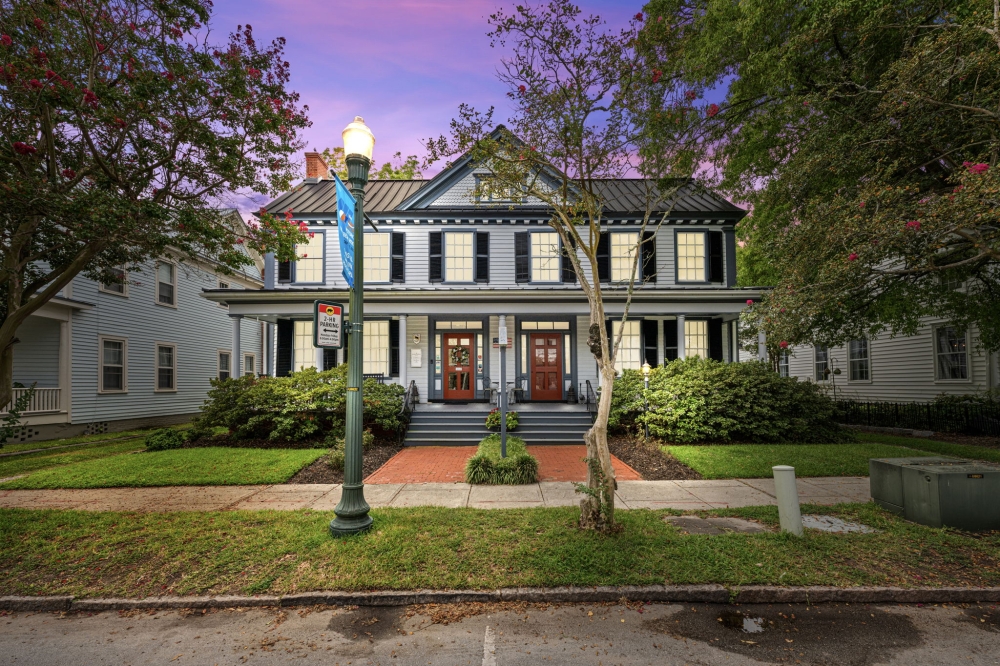 North-Carolina bed and breakfast inn for sale - Benjamin Ellis House Bed and Breakfast