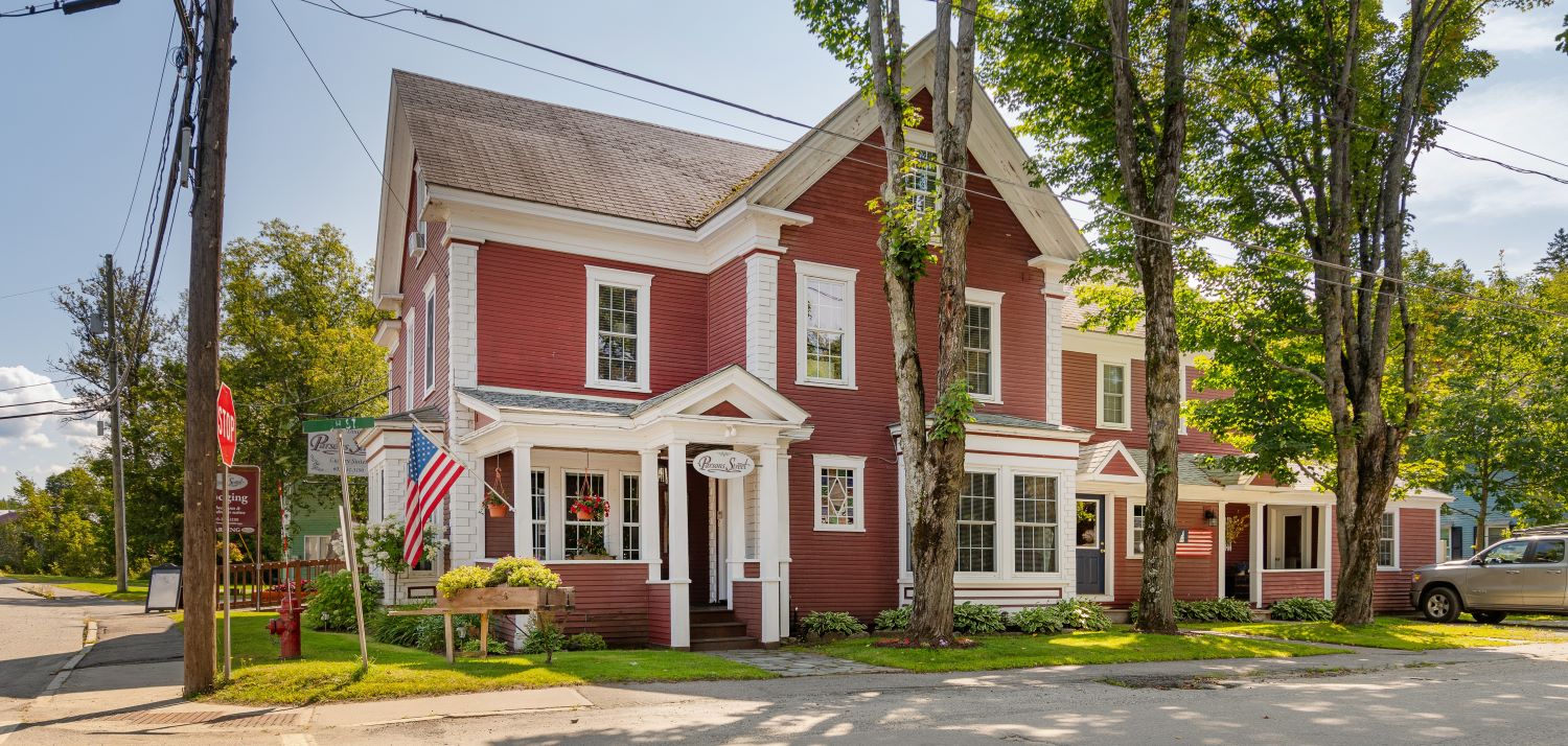 New-Hampshire bed and breakfast inn for sale - Parsons Street