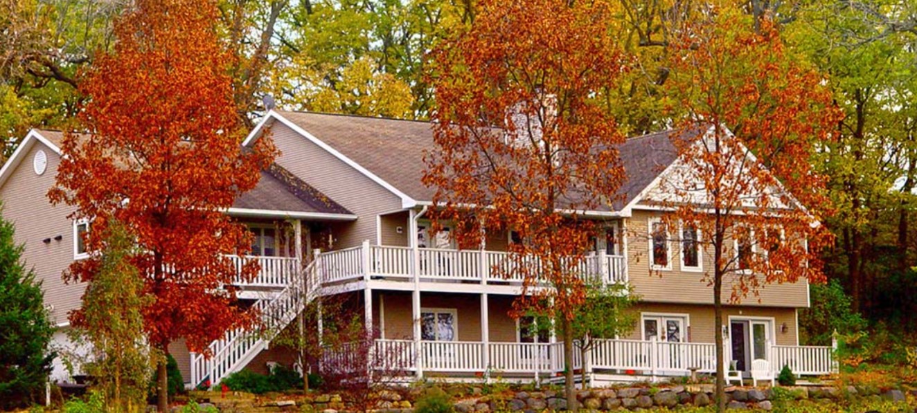 Wisconsin bed and breakfast inn for sale - The Speckled Hen Inn